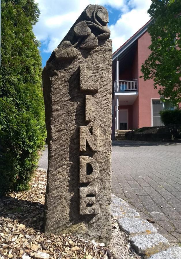 Gasthaus Linde インゲルフィンゲン エクステリア 写真